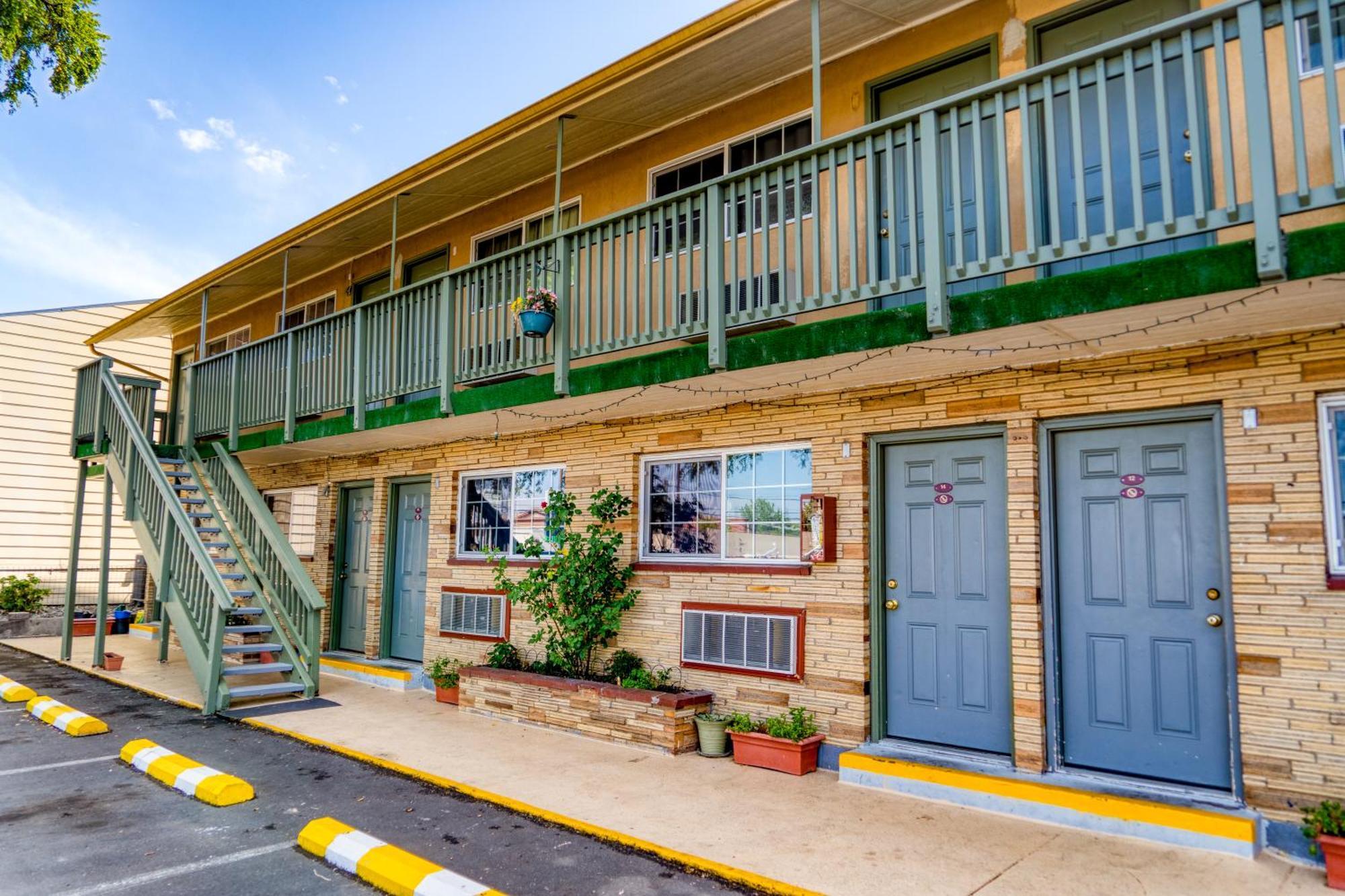 Budget Motel 2*